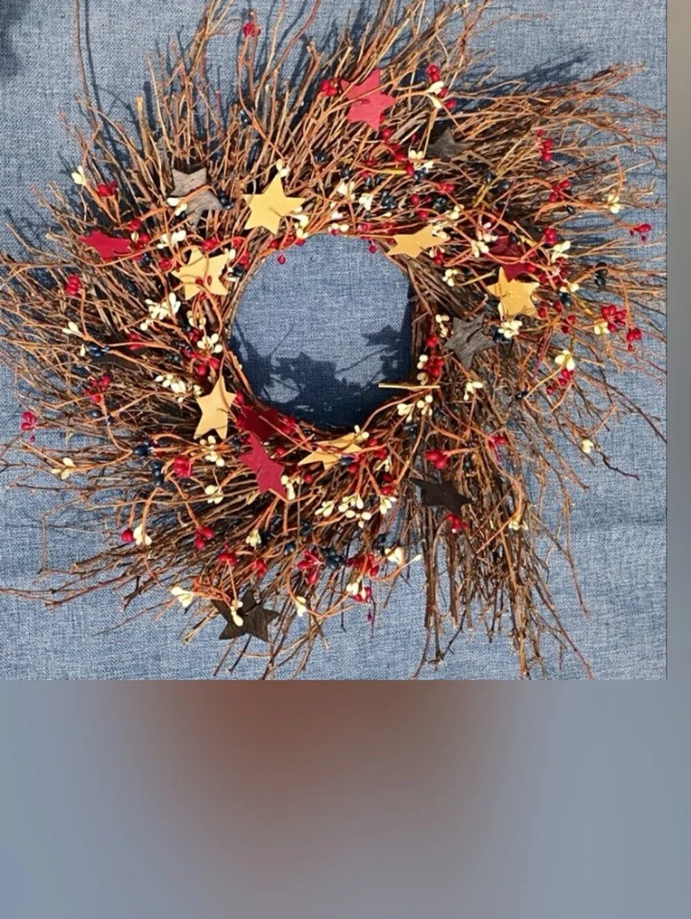 Rustic Star & Berry Holiday Wreath in Red, Gold, Brown